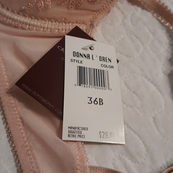 Donna L'oren bra.      NWT - Picture 5 of 8